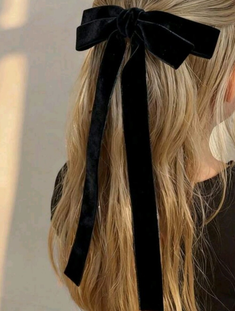 NWT, Black Velvet Hair Bow Hair Clip